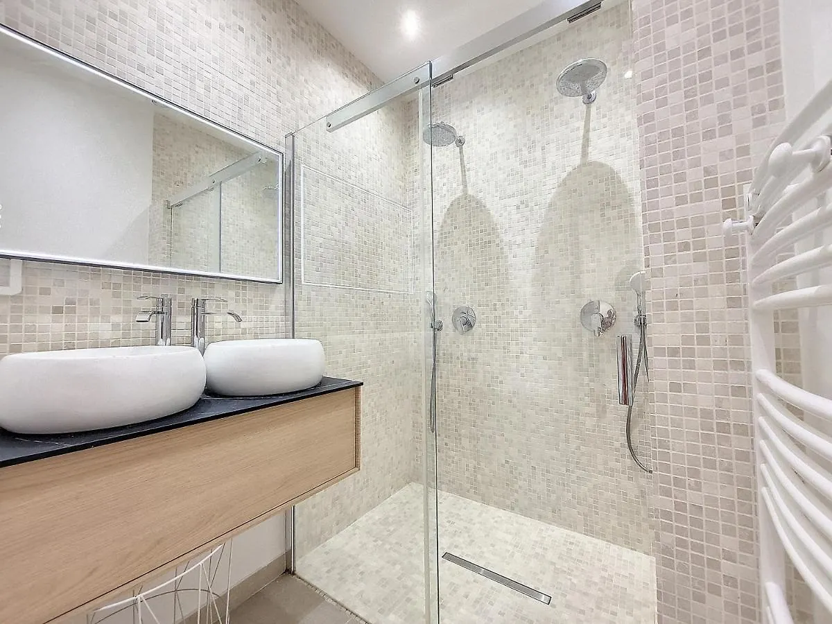 Nestor&Jeeves - Le Pierlas - Place Garibaldi - Very Close Old Town Nizza Apartman